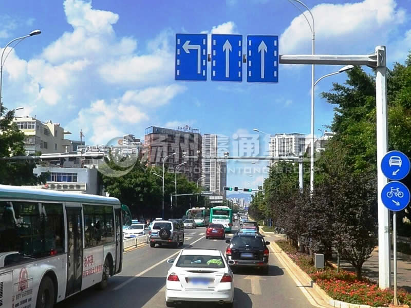 BZG-007，交通標(biāo)志桿，分道標(biāo)志桿