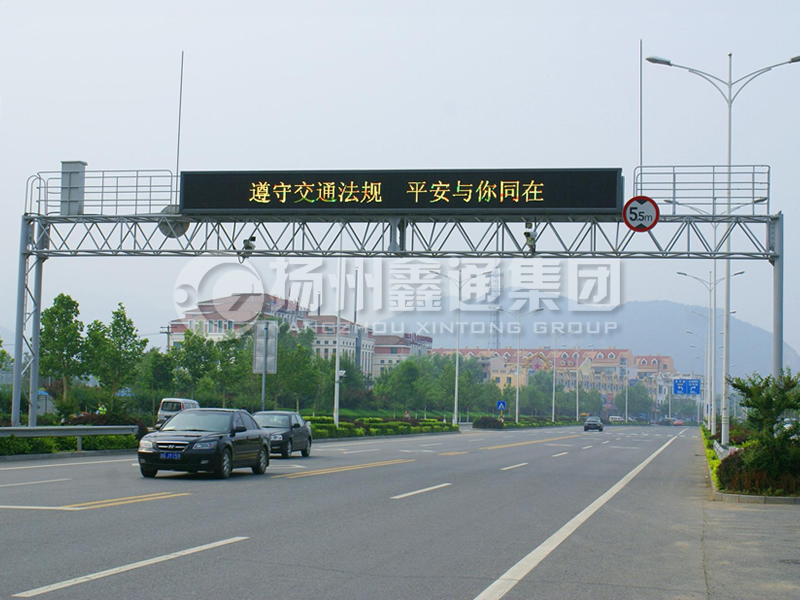 LMJ-013，桁架式情報(bào)板門架，龍門架